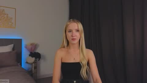 Adele online show from October 14, 9:39 pm