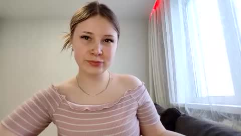 adele_veli online show from January 10, 9:23 am