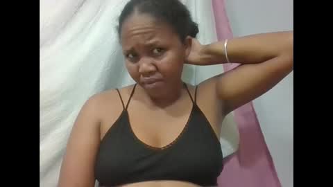 adelealy online show from December 14, 2:50 am