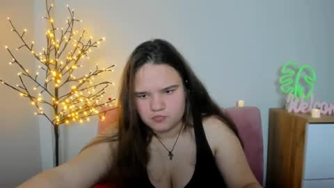 adelecruzz online show from February 20, 1:40 pm