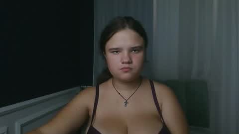 adelecruzz online show from September 13, 12:24 pm