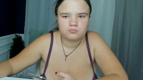 adelecruzz online show from September 24, 12:04 pm