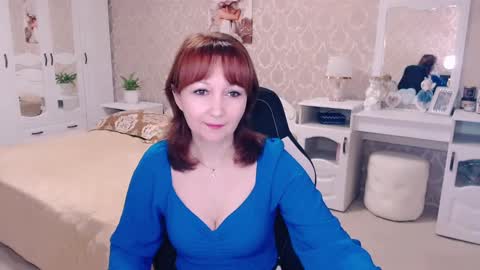 AdeleMoran online show from February 8, 7:27 pm