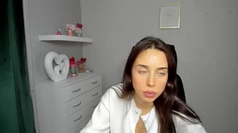 Adele online show from March 16, 6:28 am