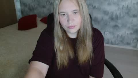 adelinalawson online show from August 2, 10:29 am