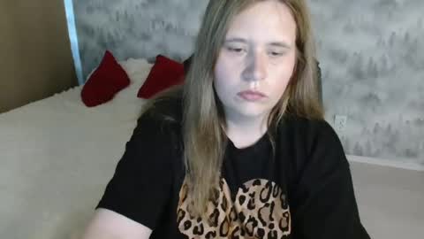 adelinalawson online show from July 12, 11:55 am