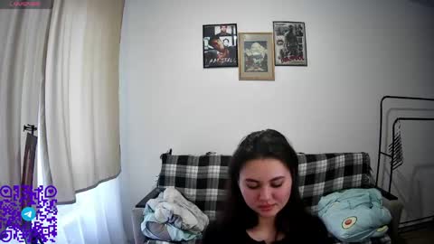 Anna online show from April 23, 3:25 pm