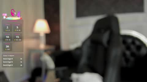 adelinemoretti online show from October 11, 8:33 pm