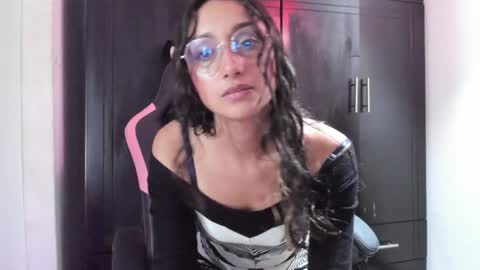 Adrena10 online show from December 5, 9:50 pm