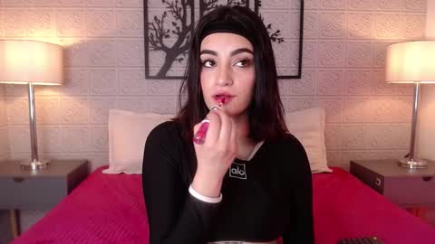 Adri online show from March 5, 3:13 am