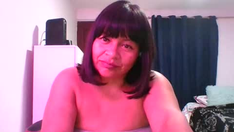 adrianagogo18 online show from November 29, 8:13 pm