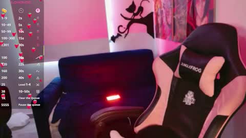 Arieyara online show from December 15, 7:41 pm