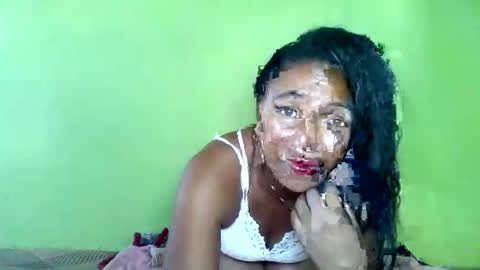 aelyaa online show from April 19, 11:43 am