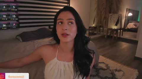 Emma online show from February 19, 10:53 pm