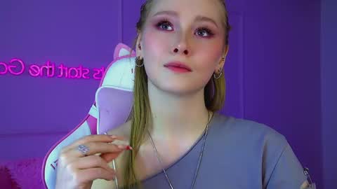 AgataFoxley online show from April 22, 6:38 pm