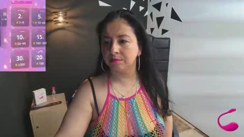 A G A T A T H O M P S O N online show from September 22, 6:39 pm