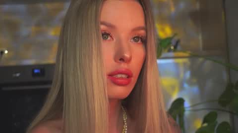 May online show from September 20, 6:06 pm