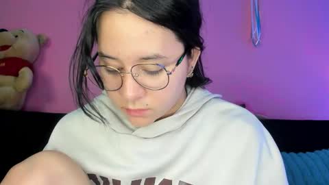  ines  online show from October 22, 1:27 pm