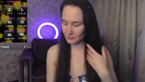 Agnes online show from February 19, 9:35 pm