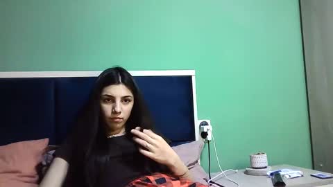 Selena online show from January 4, 4:43 pm