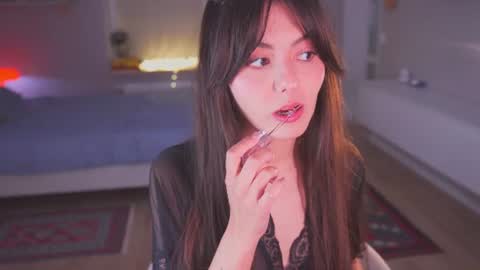 Vicky online show from July 21, 7:25 pm