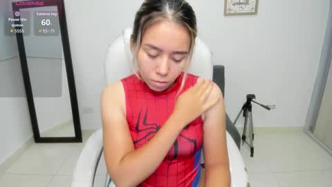 Ailyn online show from October 13, 9:34 am