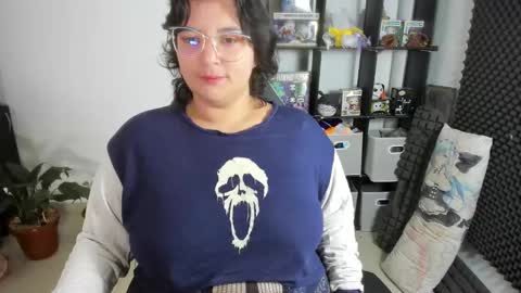 Catalina online show from March 6, 12:41 pm