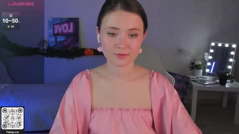 Lynn online show from November 28, 1:47 pm