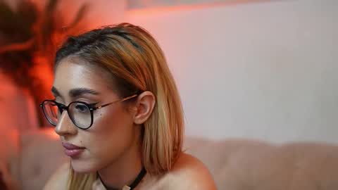  Aileen  online show from February 22, 6:58 am