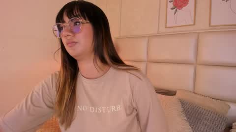 Aily Yozuko online show from April 17, 2:46 am