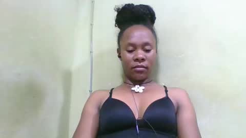 aimee982179 online show from April 18, 7:07 pm