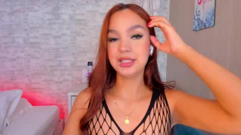 Aisha online show from March 6, 8:59 pm