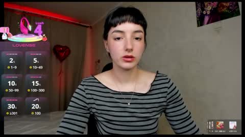 Aisha online show from April 1, 10:18 pm