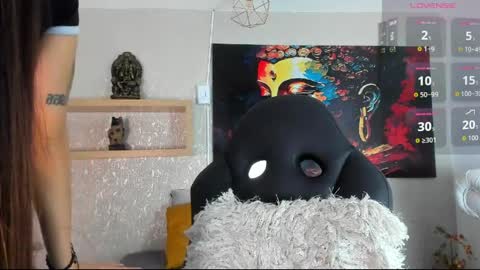 little aitana  online show from March 31, 4:45 am