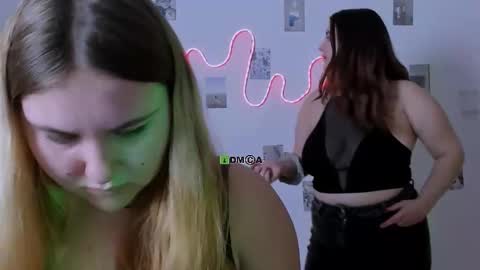 aiva_velvet online show from February 1, 7:56 pm