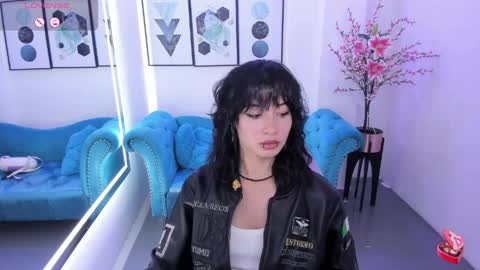 Azaka  online show from April 8, 12:07 pm