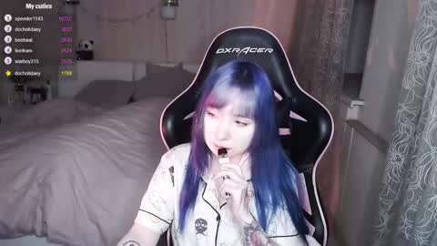 akirahartyx online show from February 20, 3:57 pm