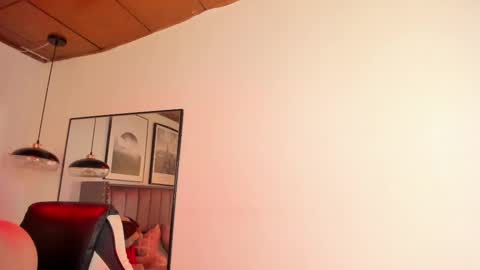 Alaia Carter online show from September 16, 4:31 am