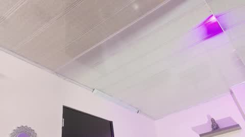 Maeve  online show from October 29, 11:47 am