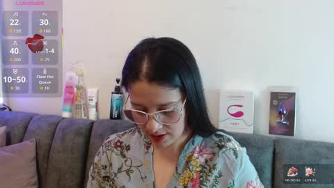 Alana  online show from April 6, 7:26 pm