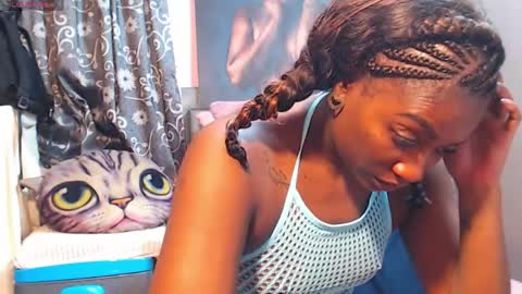 Alanalaurent15 online show from April 14, 11:10 am