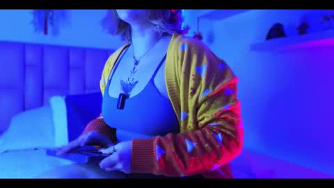 albaandthayron online show from November 13, 12:15 pm