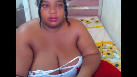 aleeinvein1 online show from July 1, 1:10 pm