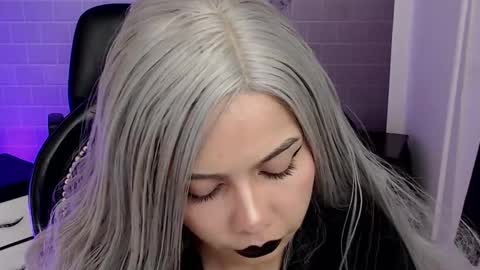 Alice in wonderland online show from February 18, 8:41 pm