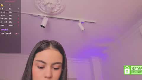 Alejandra online show from October 20, 11:35 am