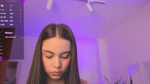 Alejandra online show from April 20, 11:24 am