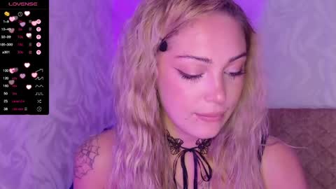 aleksacandy online show from May 3, 5:05 pm