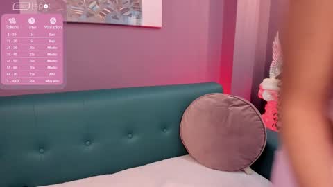 alessiia__ online show from February 17, 3:06 am