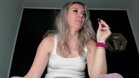 alesys69 online show from December 4, 10:10 pm