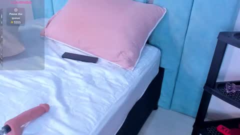 alexaa_small online show from February 9, 12:41 pm